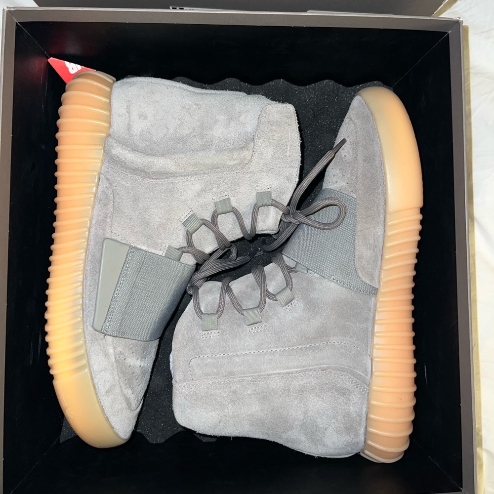 Yeezy boost 750